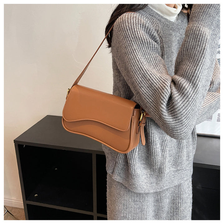 Fashion Simple New Flip Magnetic Buckle Shoulder Bag