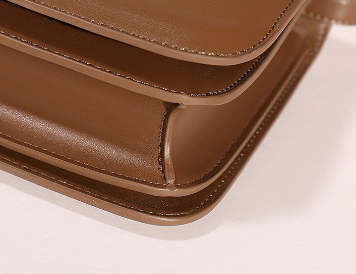 Retro Leather Shoulder Messenger Bag