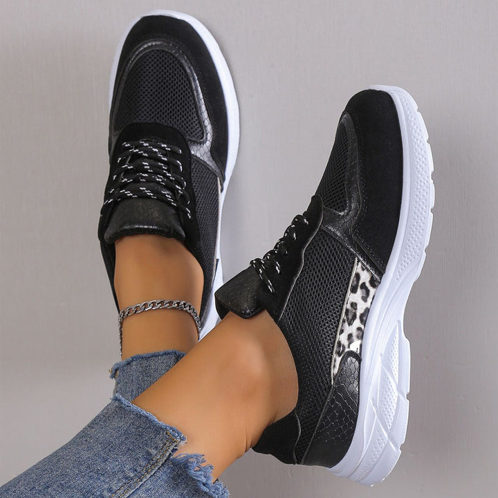 Lace Up Sneakers Breathable Mesh Flat Shoes Fashion Casual Lightweight Running Sports Shoes