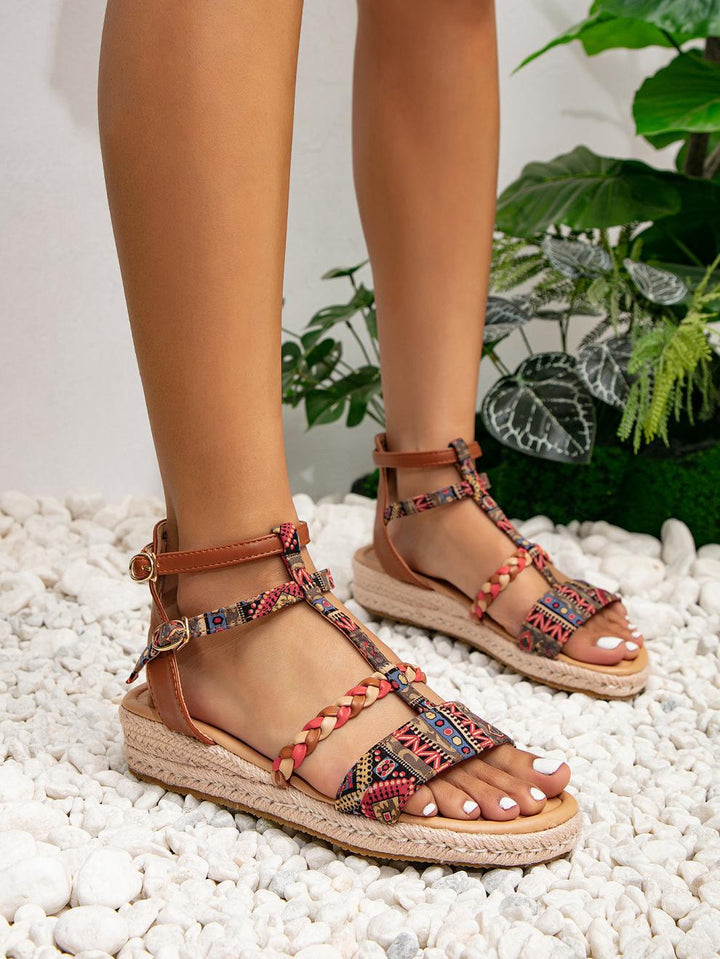 Ethnic style flat bottomed flower Roman sandals